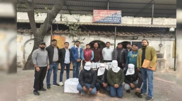 غارة الشرطة الهندية.. تفكيك مصنع Galaxy مزيفة ومصادرة مئات الأجهزة